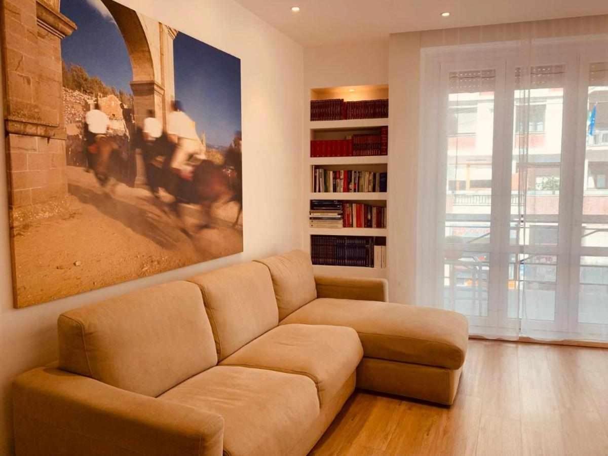 Ceo Luxury Suite Di Cagliari Bagian luar foto
