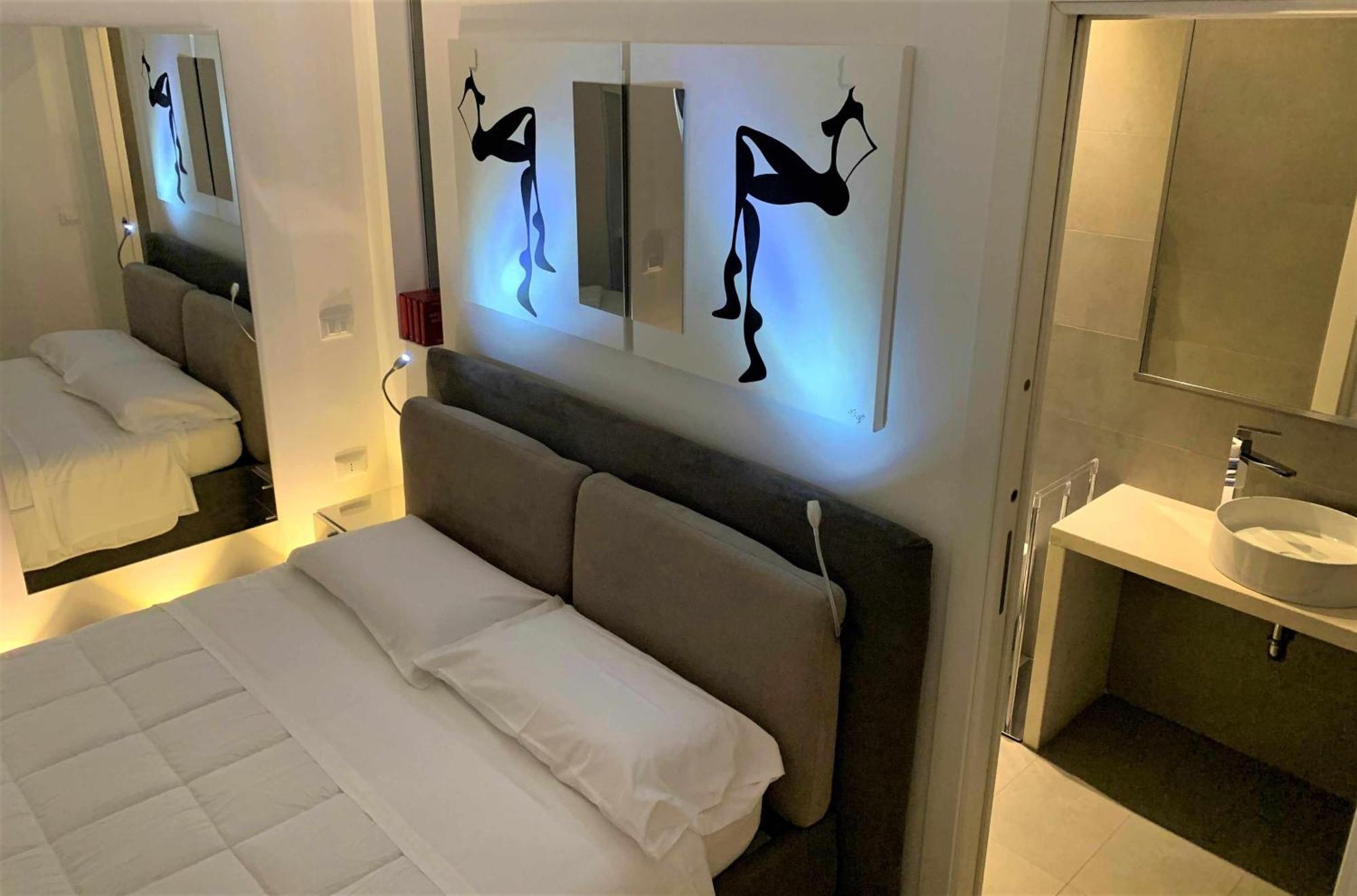 Ceo Luxury Suite Di Cagliari Bagian luar foto