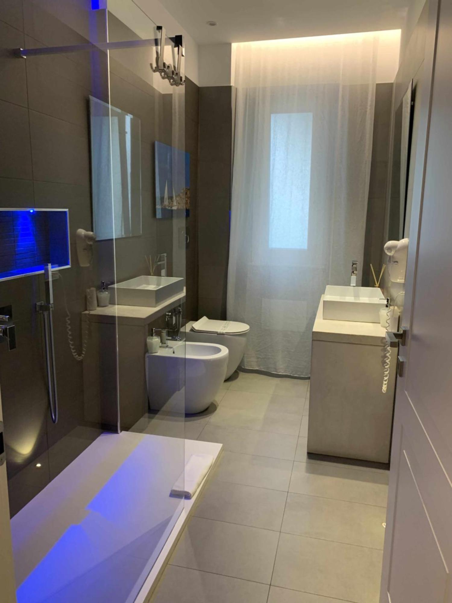 Ceo Luxury Suite Di Cagliari Bagian luar foto