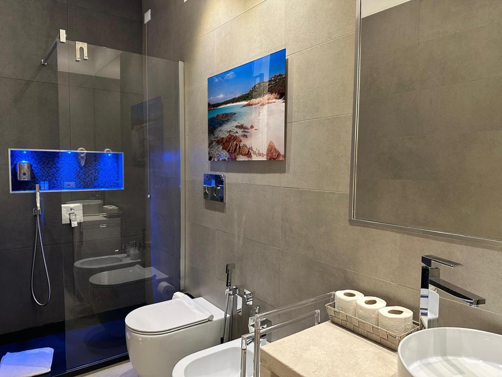 Ceo Luxury Suite Di Cagliari Bagian luar foto
